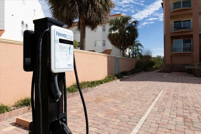 1695 PINELLAS BAYWAY S D1, Tierra Verde, FL 33715