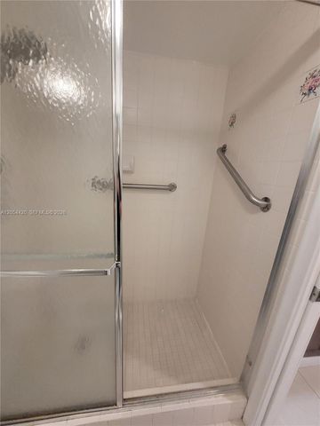 1200 SW 130th Ave 207G, Pembroke Pines, FL 33027