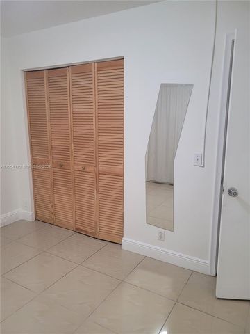 1200 SW 130th Ave 207G, Pembroke Pines, FL 33027
