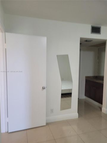 1200 SW 130th Ave 207G, Pembroke Pines, FL 33027