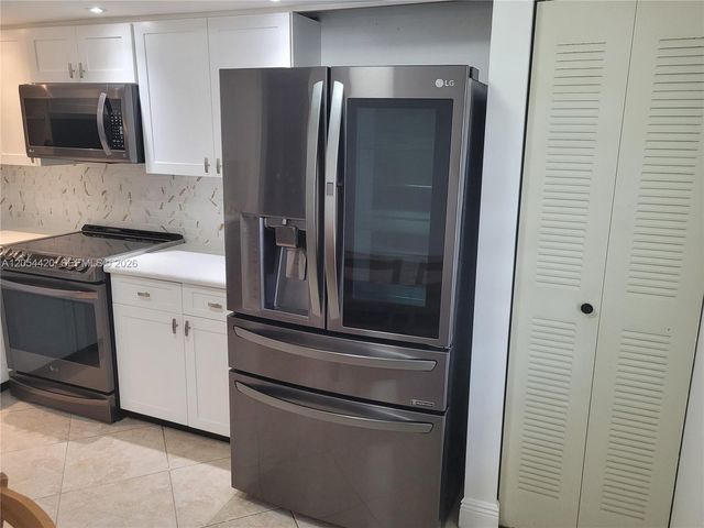 1200 SW 130th Ave 207G, Pembroke Pines, FL 33027
