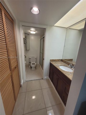 1200 SW 130th Ave 207G, Pembroke Pines, FL 33027