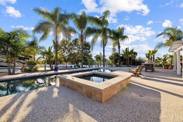 1625 Camino De Nog, Fallbrook, CA 92028