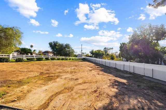 1625 Camino De Nog, Fallbrook, CA 92028