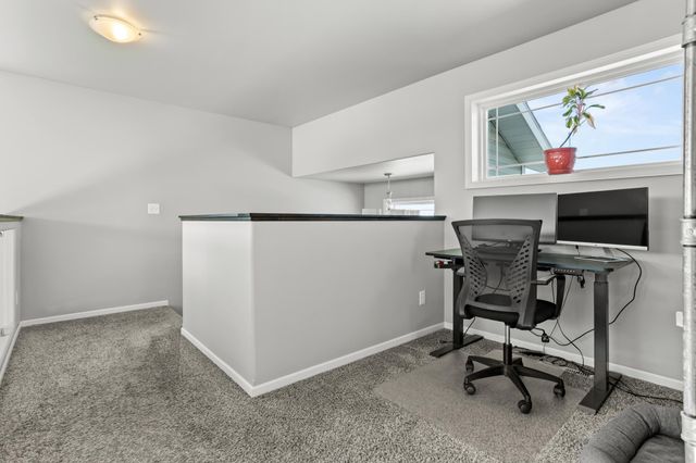 3712 15th Street S, Moorhead, MN 56560