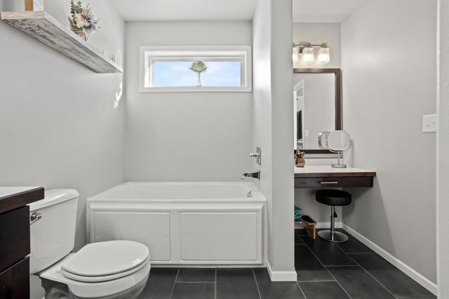 3712 15th Street S, Moorhead, MN 56560