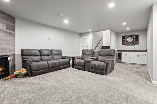 3712 15th Street S, Moorhead, MN 56560