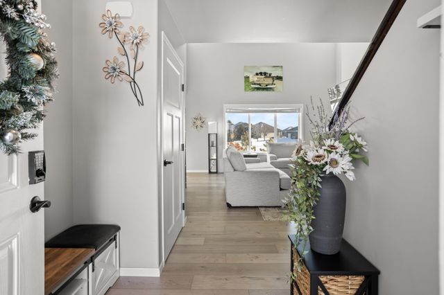 3712 15th Street S, Moorhead, MN 56560