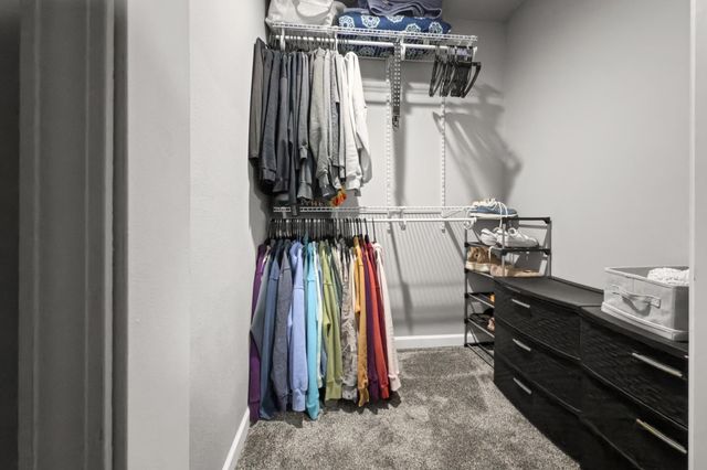 3712 15th Street S, Moorhead, MN 56560