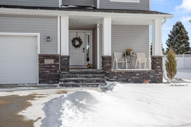 3712 15th Street S, Moorhead, MN 56560