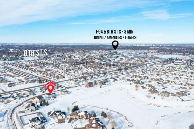 3712 15th Street S, Moorhead, MN 56560