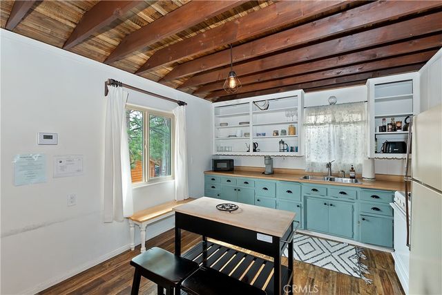 544 Vista Lane, Big Bear Lake, CA 92315