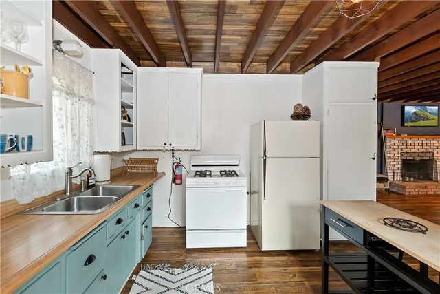 544 Vista Lane, Big Bear Lake, CA 92315