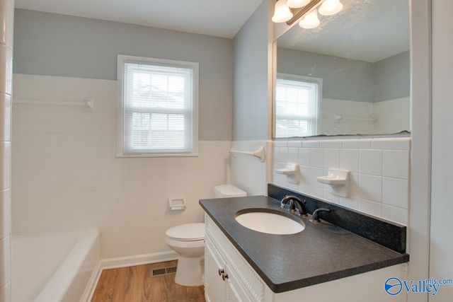 9802 Dolphin Drive, Huntsville, AL 35802