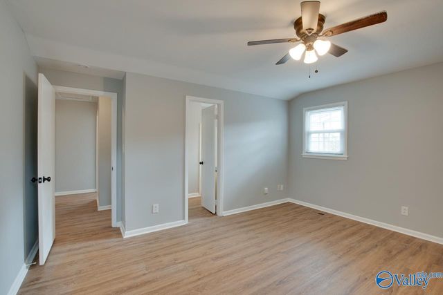 9802 Dolphin Drive, Huntsville, AL 35802