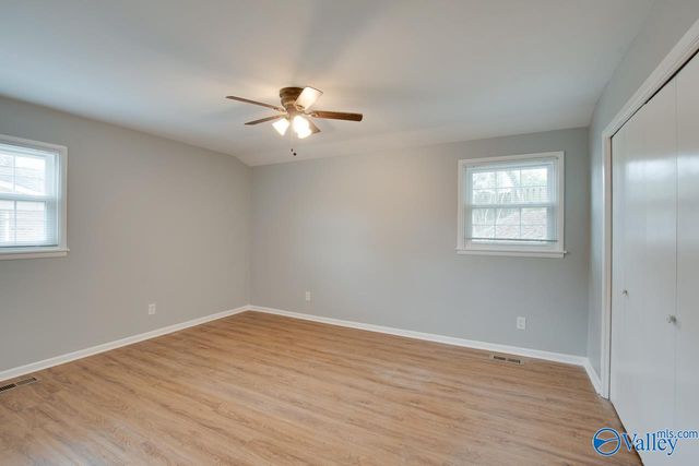 9802 Dolphin Drive, Huntsville, AL 35802