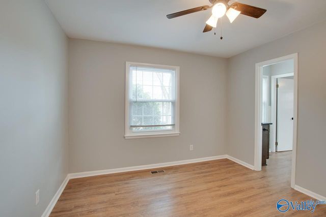 9802 Dolphin Drive, Huntsville, AL 35802