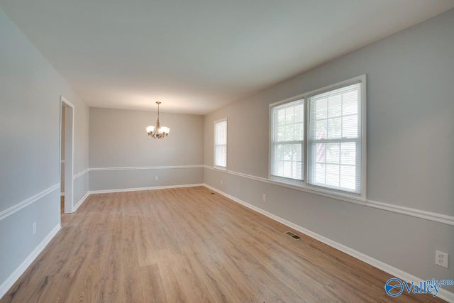 9802 Dolphin Drive, Huntsville, AL 35802