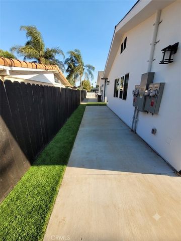 8004 Shirley Avenue, Reseda, CA 91335