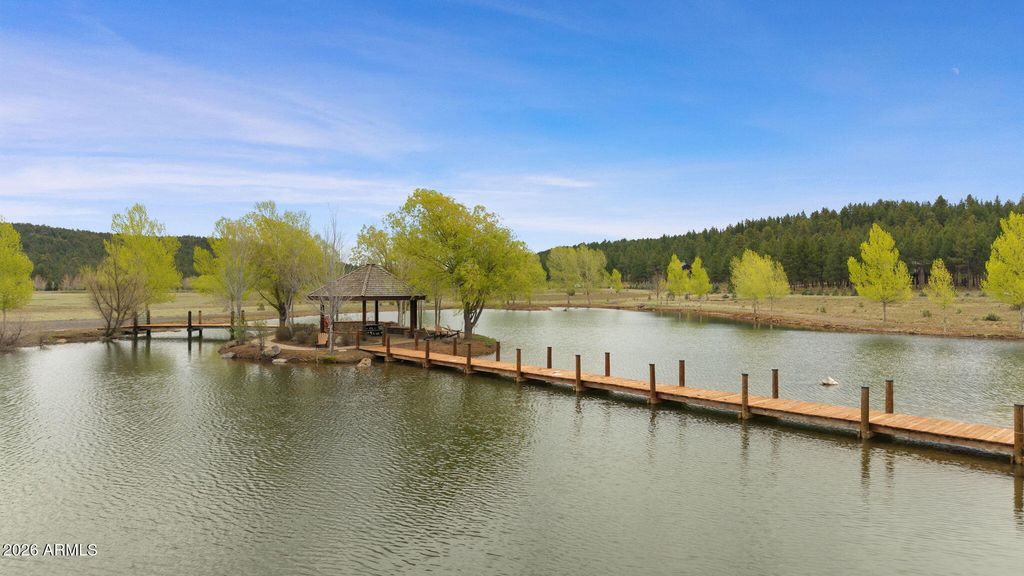 Image 13 of property listing at 318 W AVA J Circle 30, Munds Park, AZ 86017