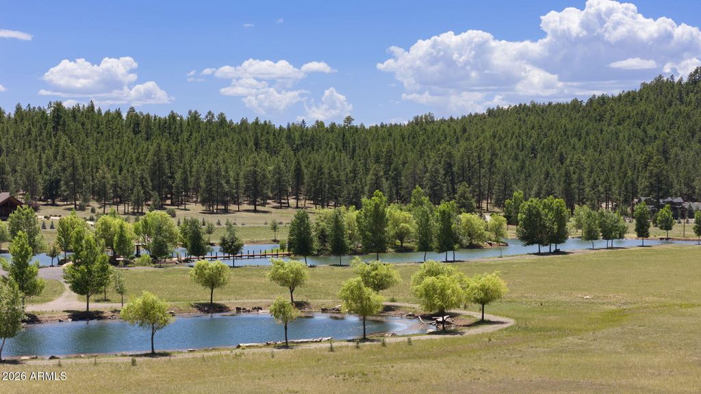 Image 54 of property listing at 318 W AVA J Circle 30, Munds Park, AZ 86017