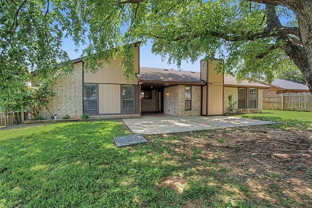 2135 Teresa Drive, Norman, OK 73071