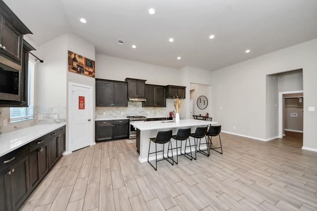 13021 Ocean Breeze Ln Lane, La Marque, TX 77568