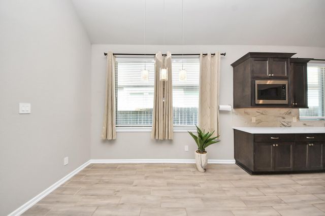 13021 Ocean Breeze Ln Lane, La Marque, TX 77568