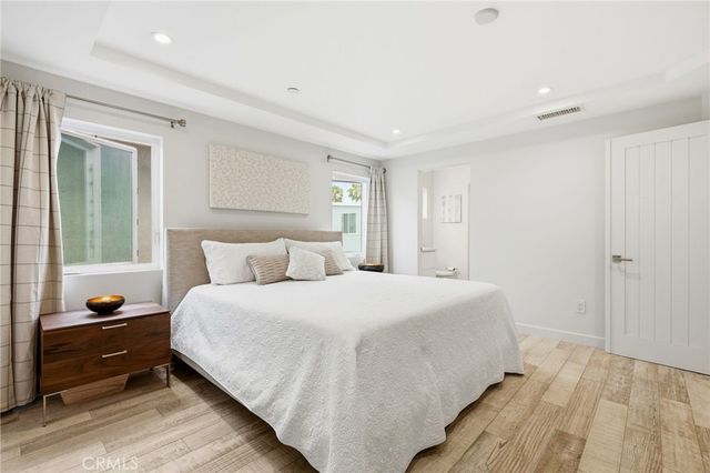 419 E Balboa, Newport Beach, CA 92661
