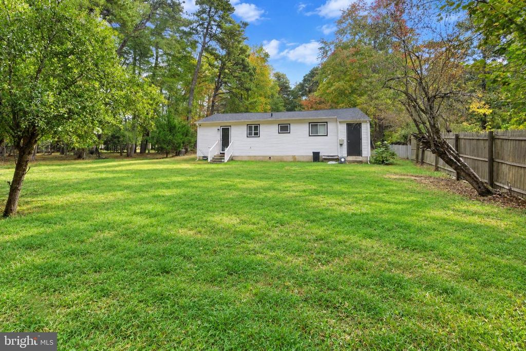 63 PALMETTO AVE, BROWNS MILLS, NJ 08015 — photo 4