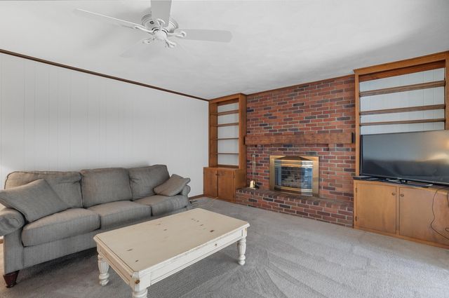 1054 Bourgogne Avenue, Bowling Green, OH 43402
