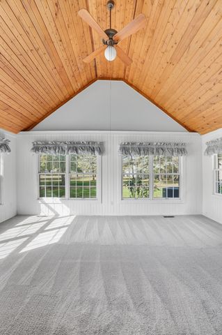 1054 Bourgogne Avenue, Bowling Green, OH 43402