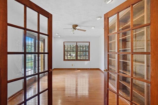 1054 Bourgogne Avenue, Bowling Green, OH 43402