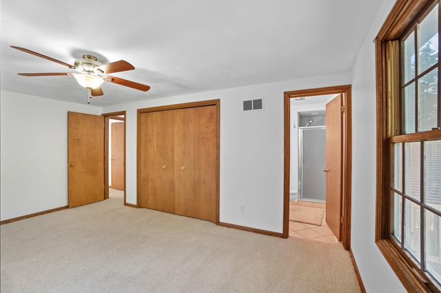 1054 Bourgogne Avenue, Bowling Green, OH 43402