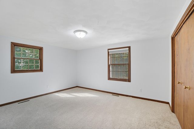 1054 Bourgogne Avenue, Bowling Green, OH 43402