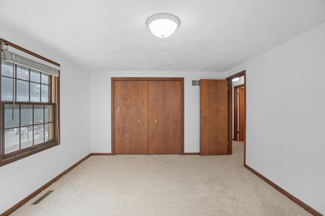 1054 Bourgogne Avenue, Bowling Green, OH 43402