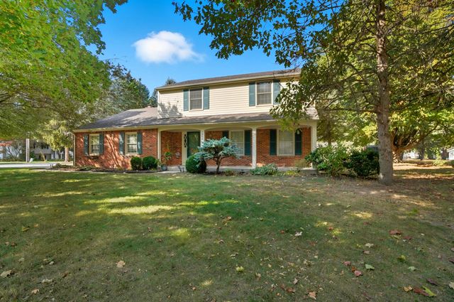 1054 Bourgogne Avenue, Bowling Green, OH 43402