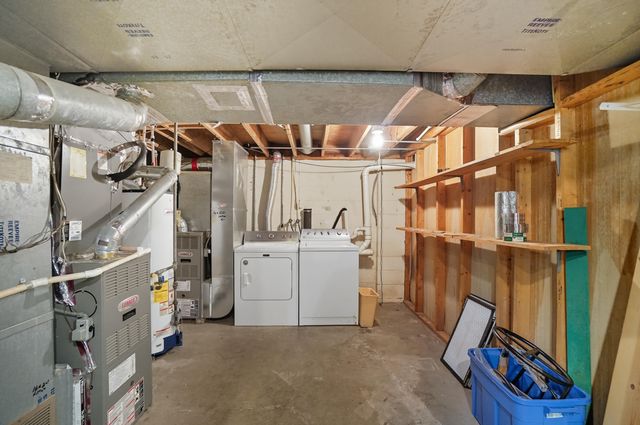 1054 Bourgogne Avenue, Bowling Green, OH 43402