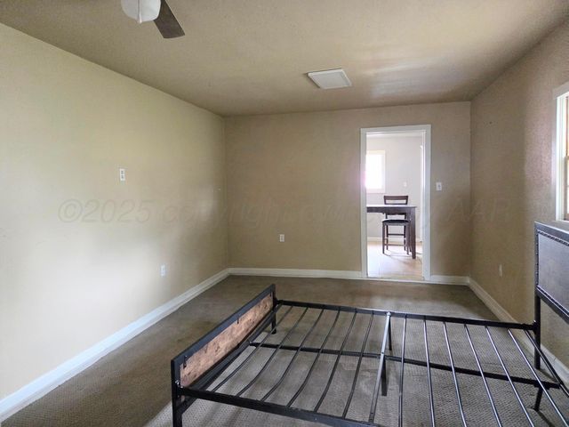 231 Main Street, Quitaque, TX 79255