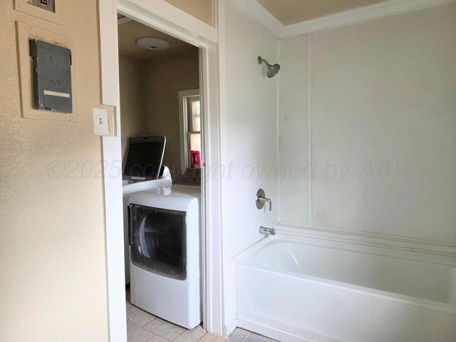 231 Main Street, Quitaque, TX 79255