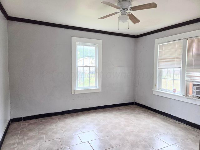 231 Main Street, Quitaque, TX 79255