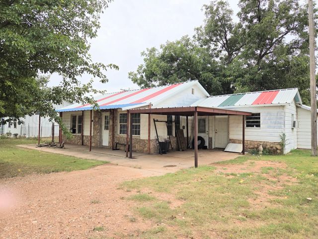 231 Main Street, Quitaque, TX 79255