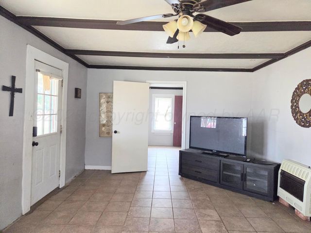 231 Main Street, Quitaque, TX 79255