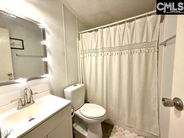 1892 Blacksgate East Road, Prosperity, SC 29127