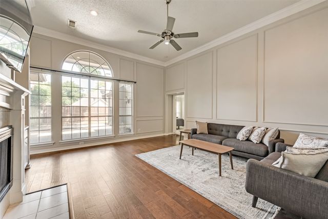2124 Green Hill Drive, Mckinney, TX 75072
