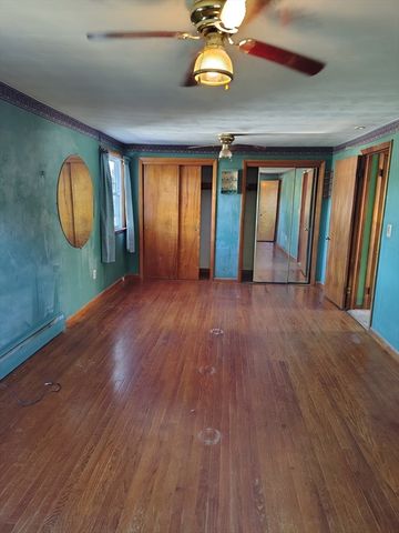 286 Westfield Rd, Holyoke, MA 01040