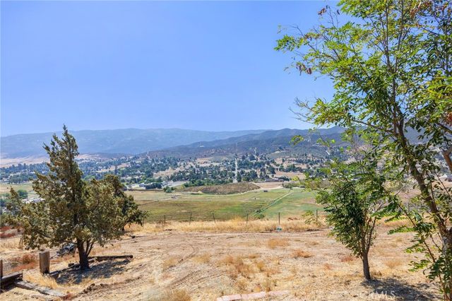 9144 Northside, Leona Valley, CA 93551