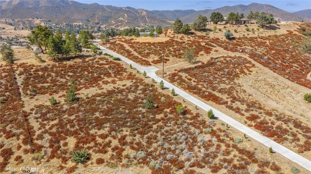 9144 Northside, Leona Valley, CA 93551