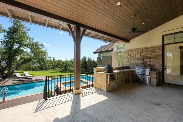 8024 Carlton Ridge CV, Austin, TX 78738