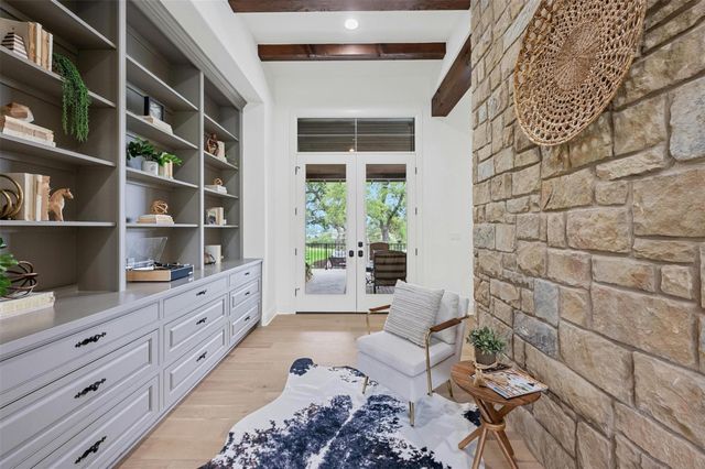 8024 Carlton Ridge CV, Austin, TX 78738